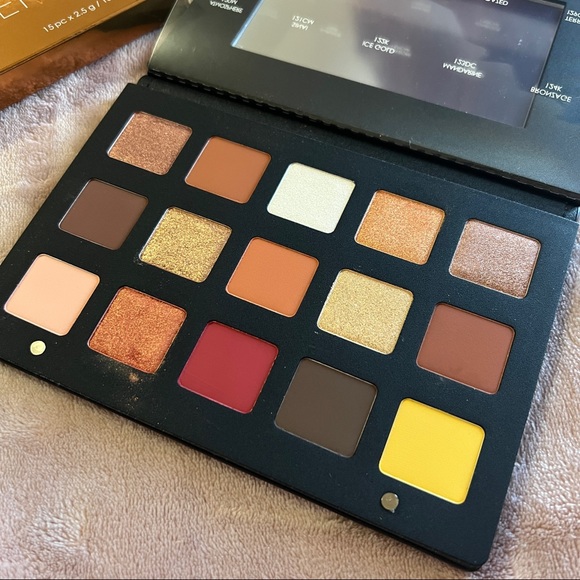 Natasha Denona Sunset eyeshadow palette - Picture 5 of 11
